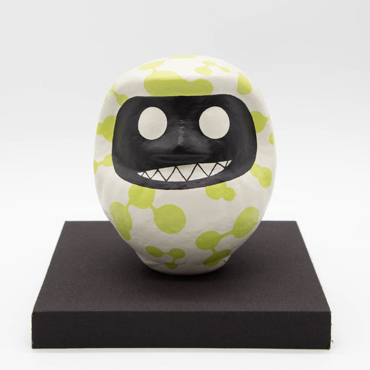 KEN IKEDA D.N.A DARUMA GREEN – Size 5 (approx. 15 cm) with Pedestal