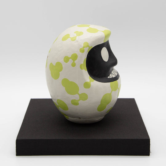 KEN IKEDA D.N.A DARUMA GREEN – Size 5 (approx. 15 cm) with Pedestal