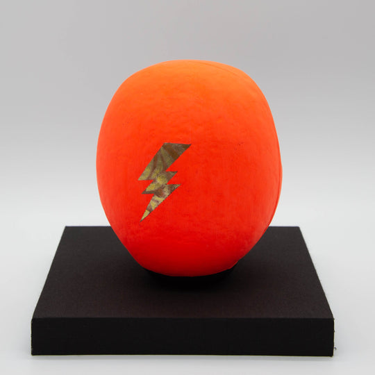 KEN IKEDA DARUMA bibit Type:& – Size 5 (approx. 15 cm) with Pedestal