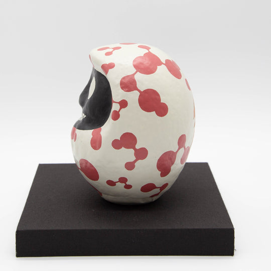 KEN IKEDA D.N.A DARUMA RED – Size 5 (approx. 15 cm) with Pedestal