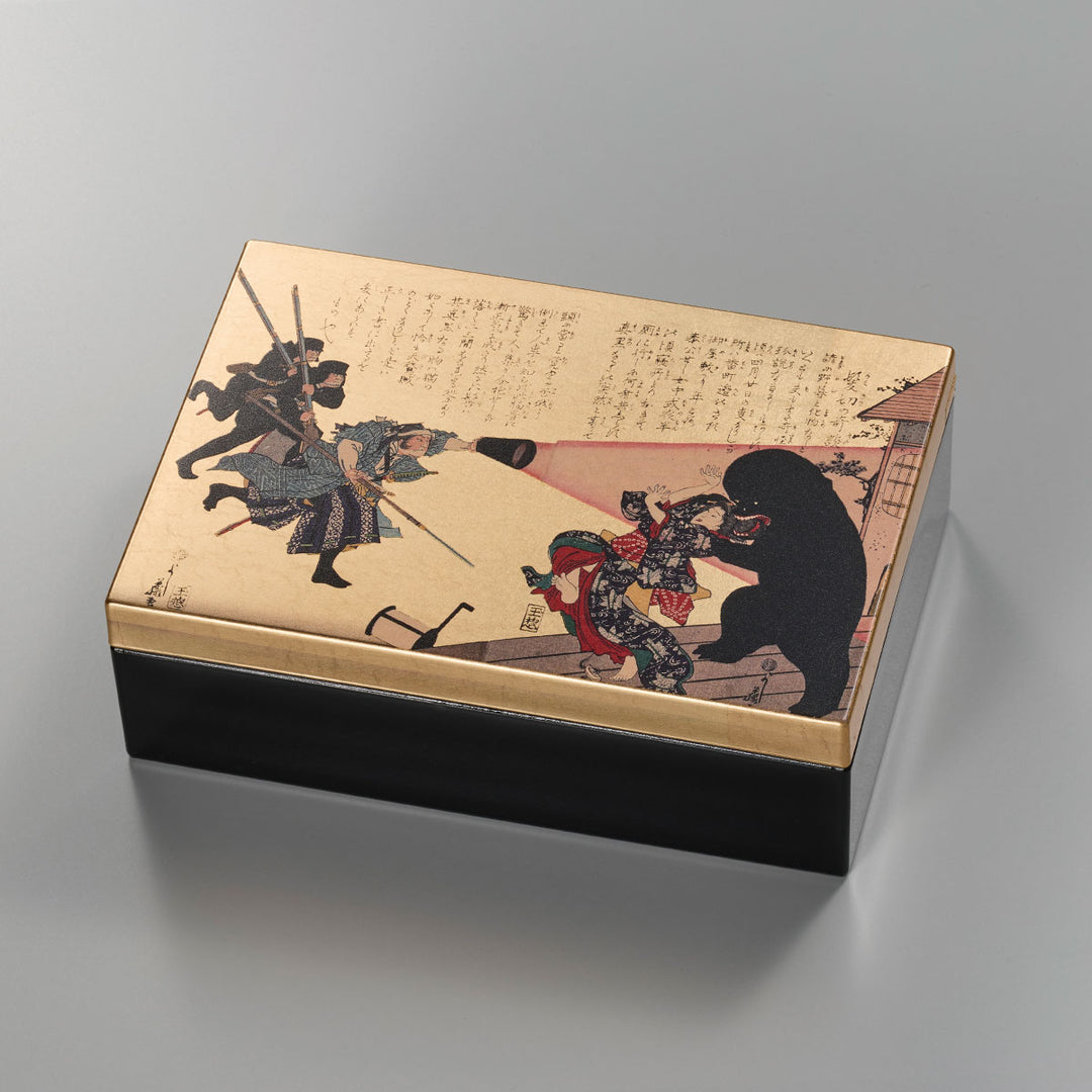 A decorative storage box with Japanese art-inspired design and foil accents. It is suitable for keeping small accessories, presenting gifts, or adding a compact Japanese craft item to gift and home interior displays.